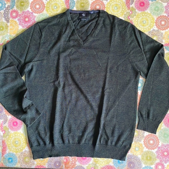 Calvin Klein Other - Dope NWOT Men’s Calvin Klein Merino Wool V Neck Sweater